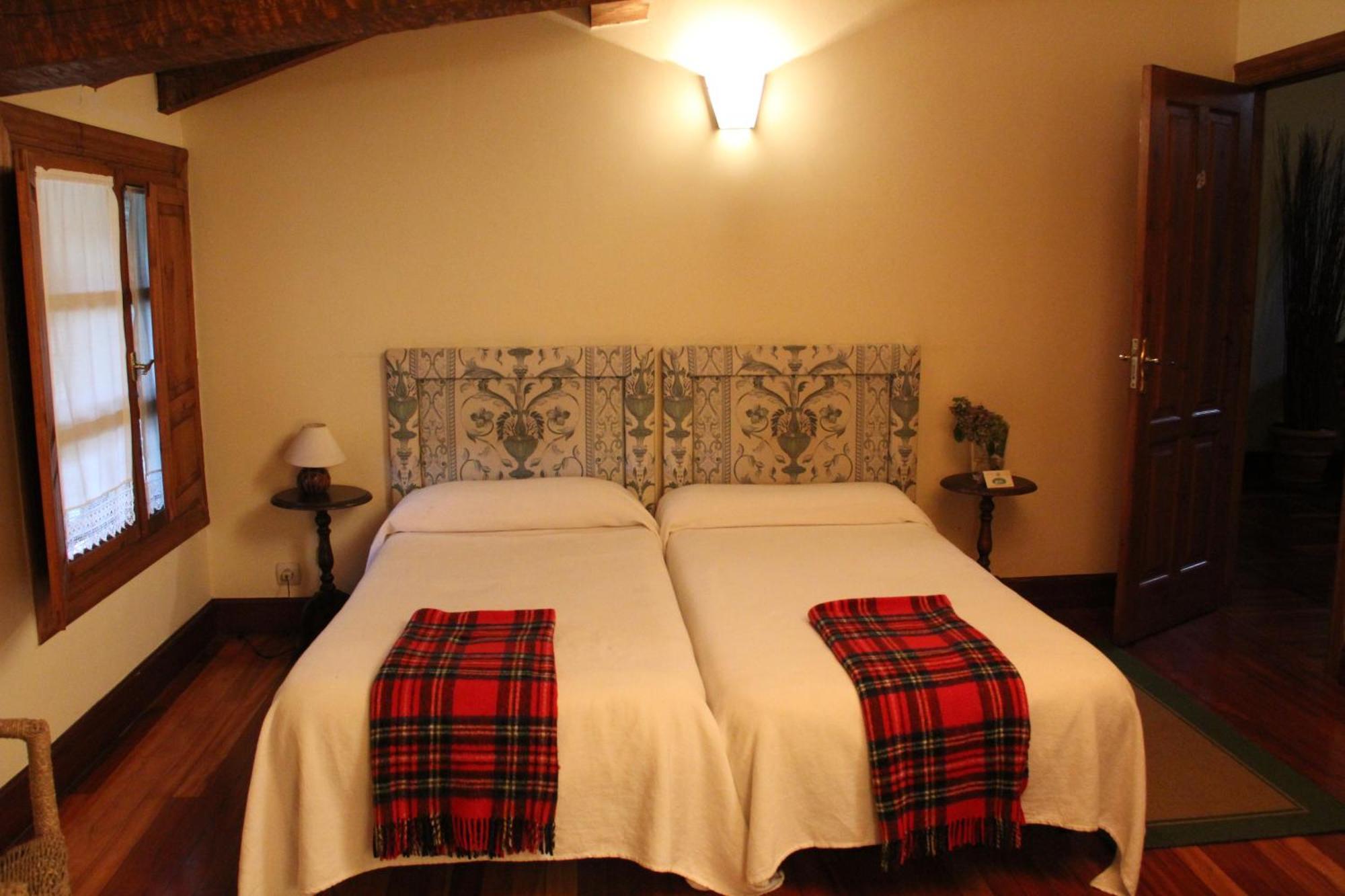 Mañuko Benta Guest House Bermeo Bagian luar foto