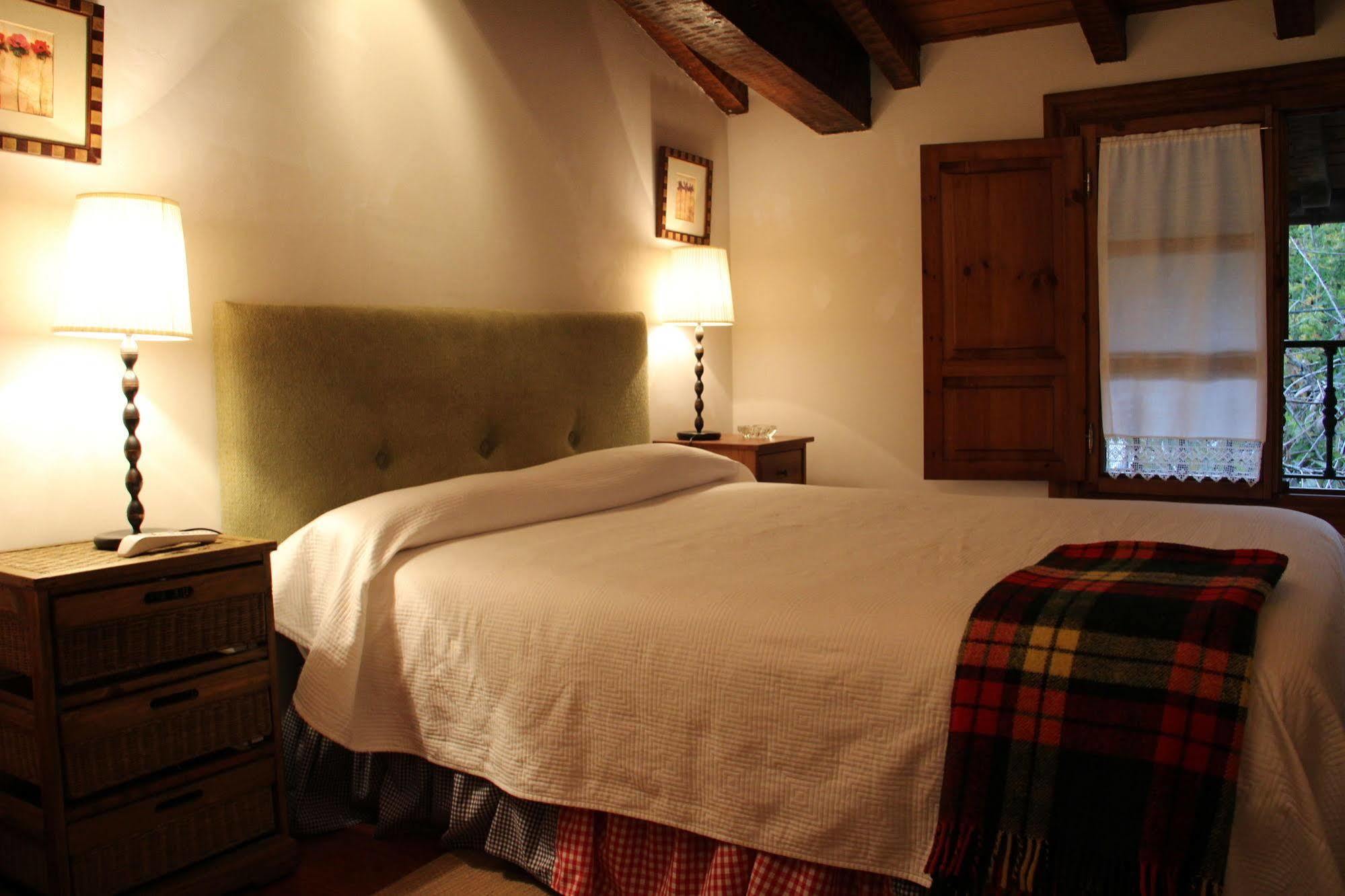 Mañuko Benta Guest House Bermeo Bagian luar foto